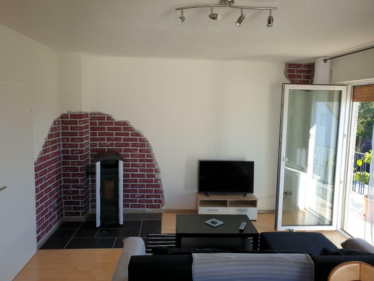 Ferienwohnung Schaefer- Arnold ฮูเดสไฮม์ แอม ไฮน์ ภายนอก รูปภาพ