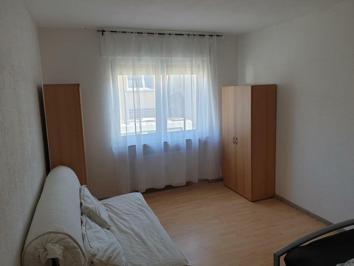 Ferienwohnung Schaefer- Arnold ฮูเดสไฮม์ แอม ไฮน์ ภายนอก รูปภาพ